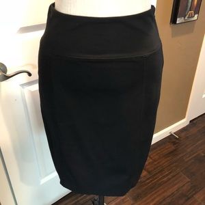 WHBM Instantly slimming pencil skirt